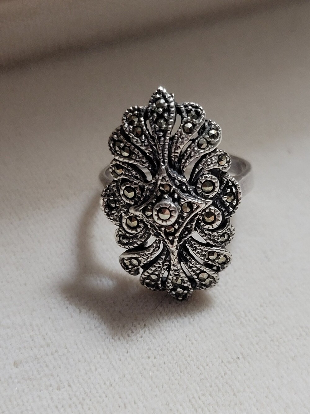 Vintage 925 Marcasite Filigree Oval Ring